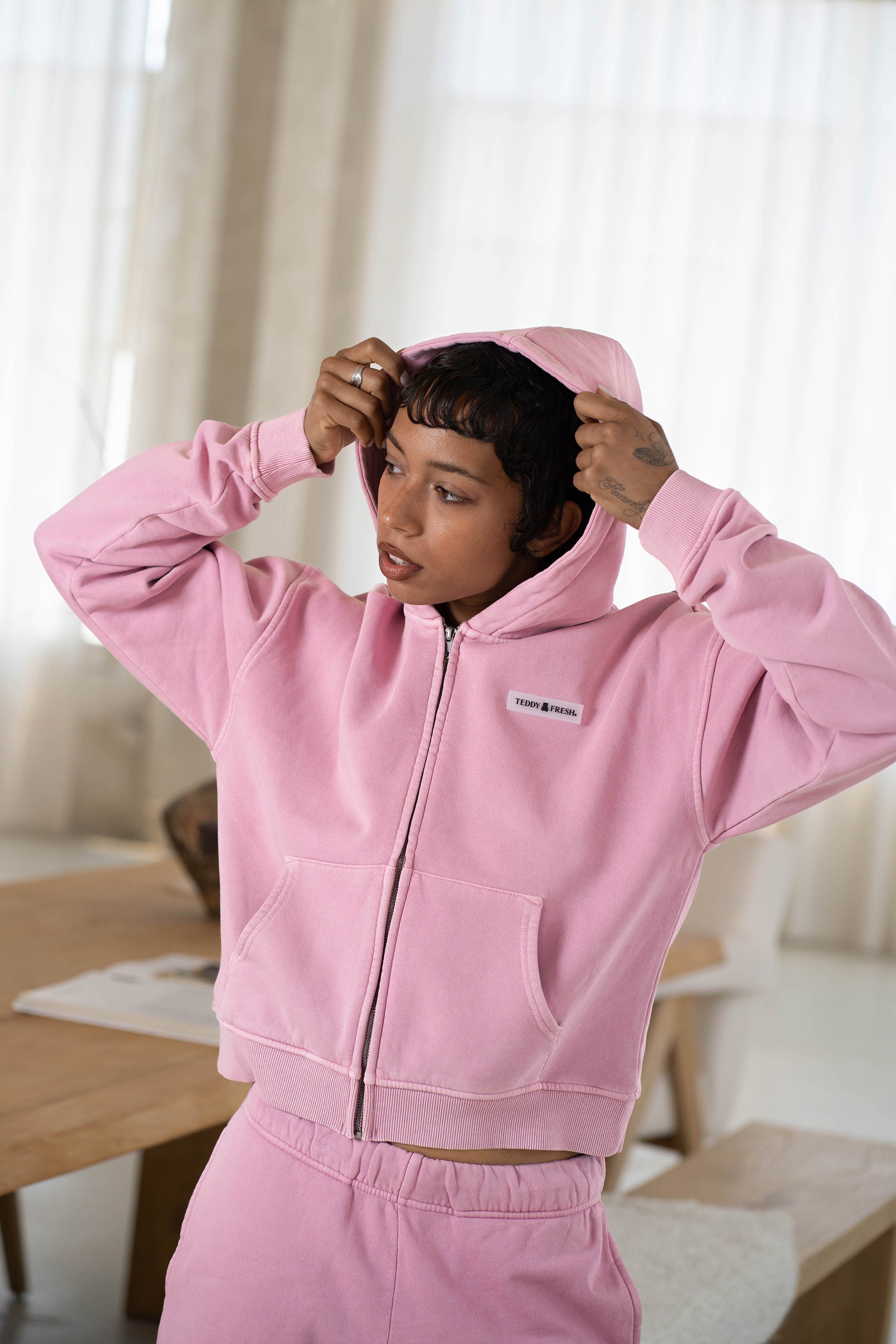 Women's Classic Washed Crop Zip Hoodie - Image 5