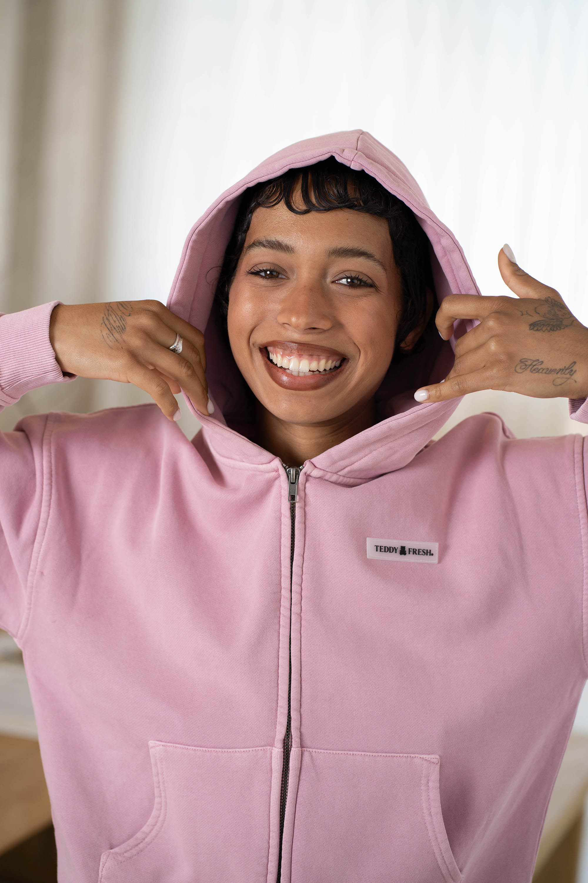 Women's Classic Washed Crop Zip Hoodie - Image 9